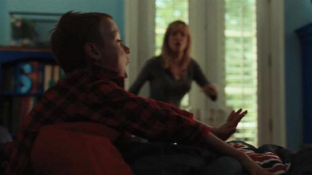 Невидимая сторона / The Blind Side (Трейлер) смотреть онлайн