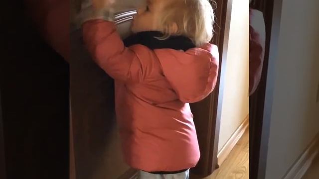 Маму зовут Алёна , (дочь Тимати) смотреть онлайн