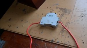 Про автоматы переменного тока, использование на постоянный ток