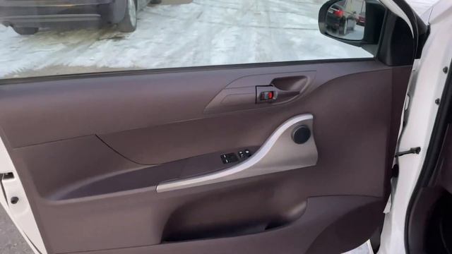 Видео для продажи Toyota IQ смотреть онлайн