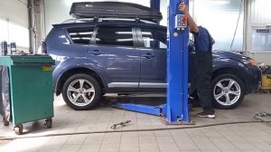 Замена задней подвески Mitsubishi Outlander XL 2008