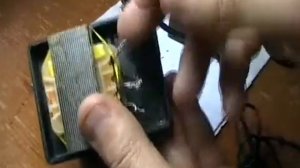 Как разбирать клееный блок питания от ноутбука или зарядки мобильника.