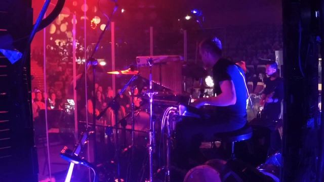 Łukasz Luka Kowalski Solo Piano, Łukasz Szafrański Drum Cam, Andrzej Piaseczny "Mocniej" Live Gdańs смотреть онлайн