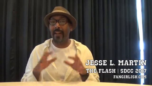 'The Flash' SDCC 2017 Interview: Jesse L. Martin смотреть онлайн