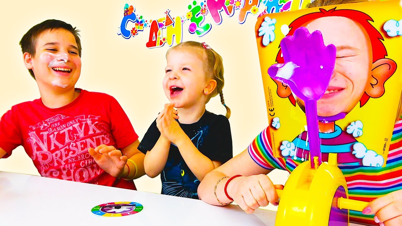 Игра Пирог в лицо и кексы в подарок на День рождения смотреть онлайн