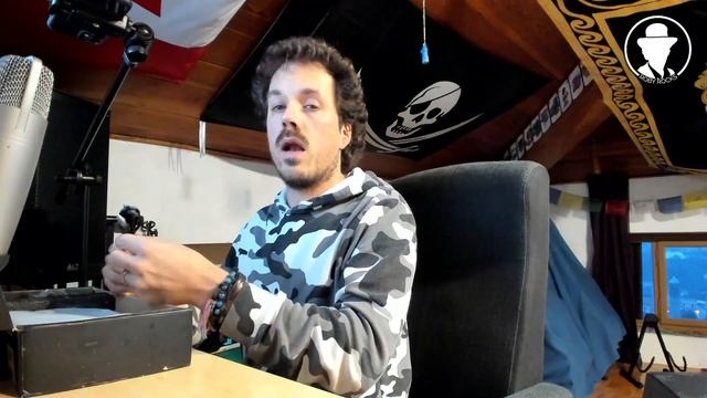 HOTONE AMPERO ONE - UNBOXING смотреть онлайн