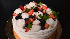 Торт безе. Лимонад из грейпфрута, базилика и огурца