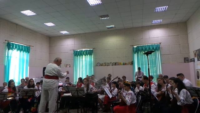 20210530 Красивая мелодия в исполнении оркестра народных инструментов смотреть онлайн
