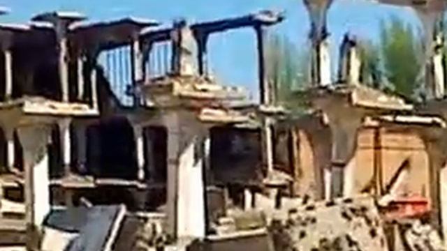 Каменский мясокомбинат,кормил всю Москву Пензу.Это все,что от него осталось. смотреть онлайн