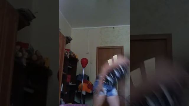 как научится крутить обручи смотреть онлайн