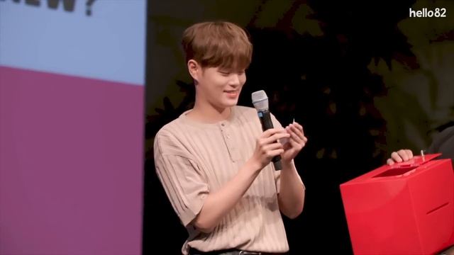 (CC) The Greatest Fan-idol Trivia Game ?❤️?ㅣThis or That in LAㅣAB6IX смотреть онлайн