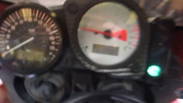 Starting Wrecked 1997 Suzuki GSXR750 w/ 11,498 Miles #1116 смотреть онлайн