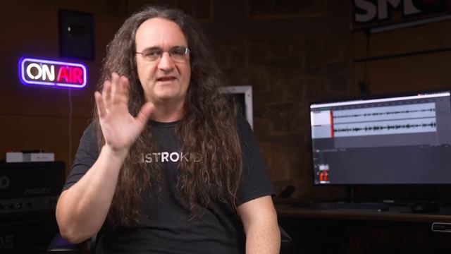 The OUTRAGE over Chinese made Guitars смотреть онлайн