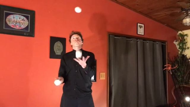 3 ball creative juggling tricks смотреть онлайн