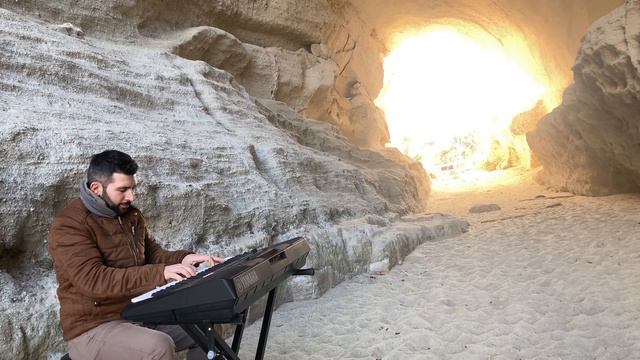 Yarali Kuslar Jenerik Muzigi - accordion & piano cover смотреть онлайн