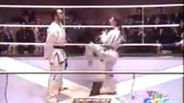 Опасное KARATE смотреть онлайн