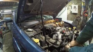 Замена свечей на Subaru Outback/Legacy Replacing spark plugs