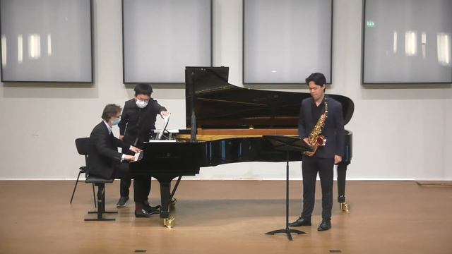 Hy-Huu Dang: Cadenza by Lucie Robert смотреть онлайн