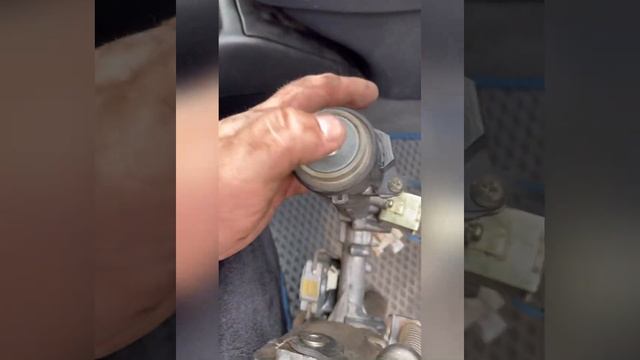 Установка рулевой электрической колонки на Toyota Harrier 1 поколения . смотреть онлайн