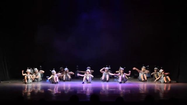 Зарядка на Луне смотреть онлайн