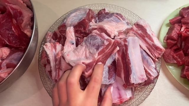МЯСО/КУРДЮК?СМЕТАНА-ТВОРОГ/ПРЯМО ИЗ ЧЕЧНИ/ГРОЗНОГО❤️РАСПРЕДЕЛЯЮ ? ПРИГОТОВИЛА ГАЛУШКИ❤️ смотреть онлайн