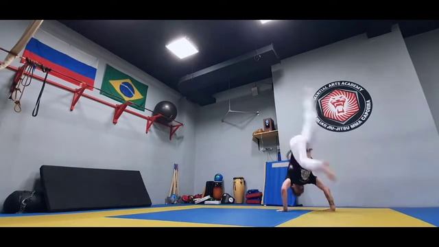 Капоэйра вечерние группы. Клуб "Атом" смотреть онлайн