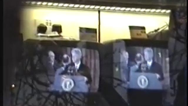 Derry/Londonderry Bill Clinton Speech 1995 смотреть онлайн