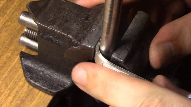 Как сделать серебряное кольцо/ Кольцо инженера/ How to make a silver ring/ RE: enginer RING смотреть онлайн