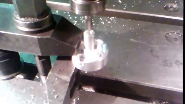 Фрезерная обработка радиуса на программном станке смотреть онлайн