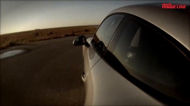 2012 Porsche 911 vs. 2012 Audi R8 Track Test Video смотреть онлайн