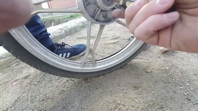 Как НЕ нужно чинить колесо на ДЕЛЬТЕ смотреть онлайн