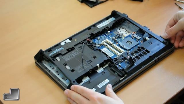 HP ProBook 4330s Disassembly video, upgrade RAM & SSD, take a part, how to open смотреть онлайн