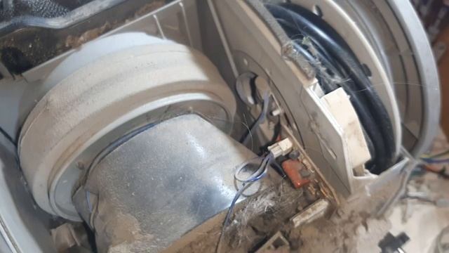 Пылесос LG lg 1500 magic не включается смотреть онлайн