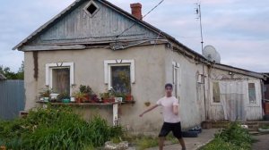 танцую у хатки