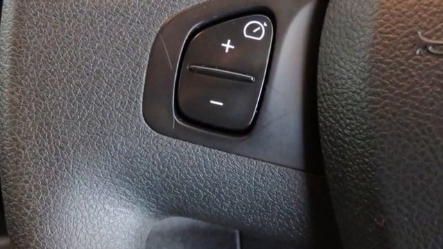 2015 Renault Trafic X82 SWB Black 6 Speed Manual Van смотреть онлайн