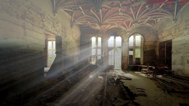 ПЕЧАЛЬНАЯ ИСТОРИЯ ЗАМКА МИРАНДА | THE MIRANDA CASTLE смотреть онлайн