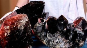 Видеокаталог: раухтопаз. Камень, который уральские мастера придумали запекать в тесте