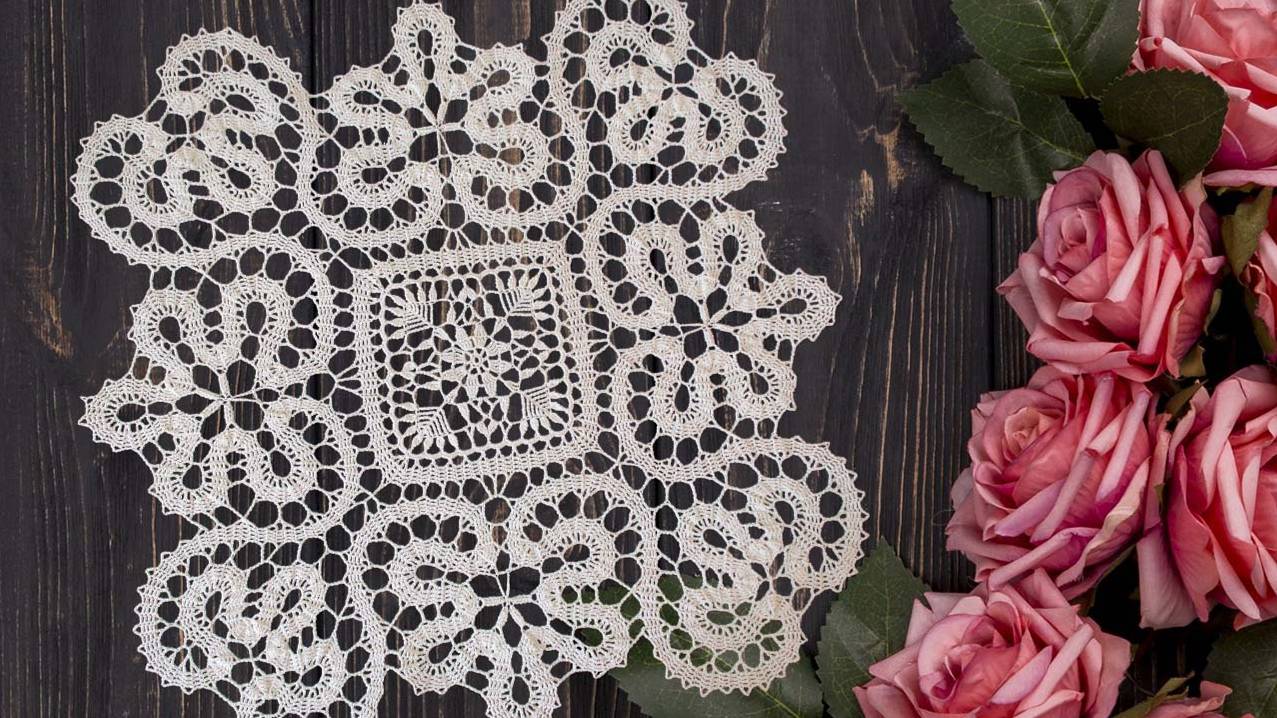 Брюггское кружево - квадратная салфетка. Часть 2