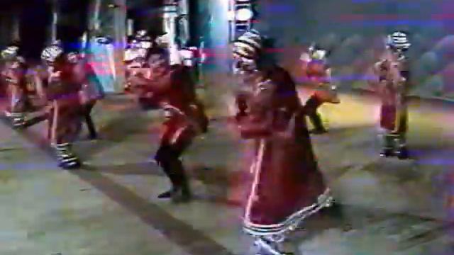 анс. Счастливое детство, 20-летие (ч. 2) смотреть онлайн