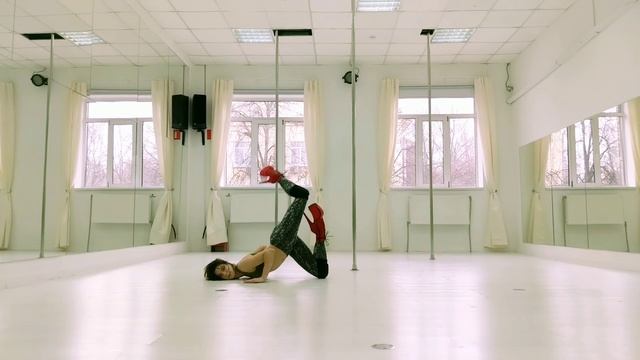 Exotic Old School, самый женственный Pole Dance смотреть онлайн