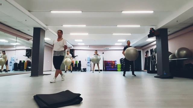ФУНКЦИОНАЛЬНЫЙ ТРЕНИНГ ЦЕЛАЯ ТРЕНИРОВКА / FUNCTIONAL TRAINING / ГРУППОВАЯ ТРЕНИРОВКА смотреть онлайн