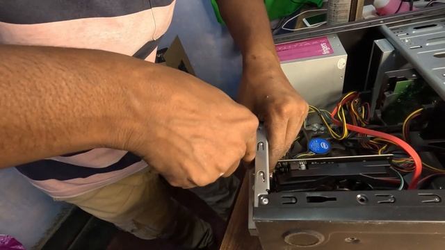 Colorful GeForce GT 1030 4GB DDR4 RAM || Graphics Card || लो बजट के अंदर बेस्ट ग्राफिक कार्ड смотреть онлайн