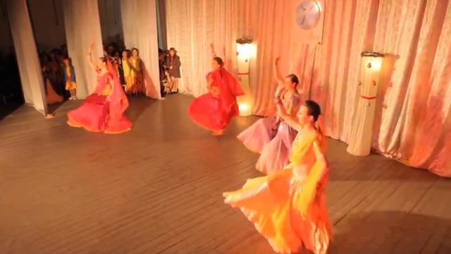 Dans indian in Chisinau! Show ballet FLAMINGO! Индийский танец в Молдове! смотреть онлайн