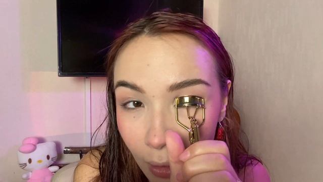 ТРЕНДОВЫЙ STRAWBERRY MAKE UP ХЕЙЛИ БИБЕР смотреть онлайн