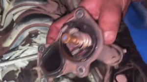 Форд фокус 2 не греется двигатель _ Замена термостата Ford focus 2