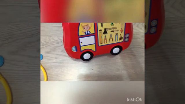 История о том как мы с Даниилом разбирали наши чемоданы 🧳 смотреть онлайн