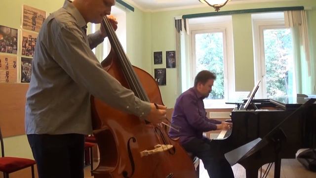 Oleg Sokolov. Alexey Voronkov. Vivaldi. Sonata in B Flat Major. Part III смотреть онлайн