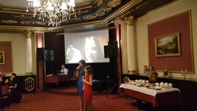 " Мама, ты меня за всё прости". Поздравление от дочерей. Песня о маме. День рождения. Айдар Садыков смотреть онлайн