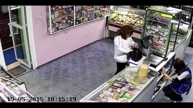 Зоофил в продуктовом. Покупатели. Невозмутимая продавщица. смотреть онлайн