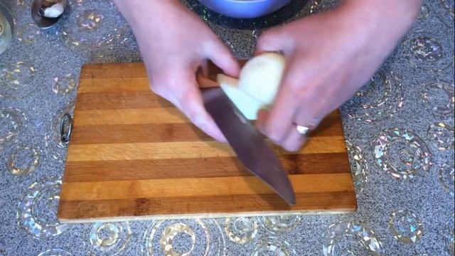 Пряные крылышки с картофелем в духовке. смотреть онлайн